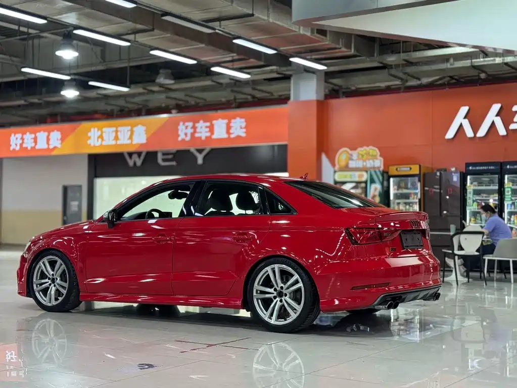 Audi S3 — миниатюра 6