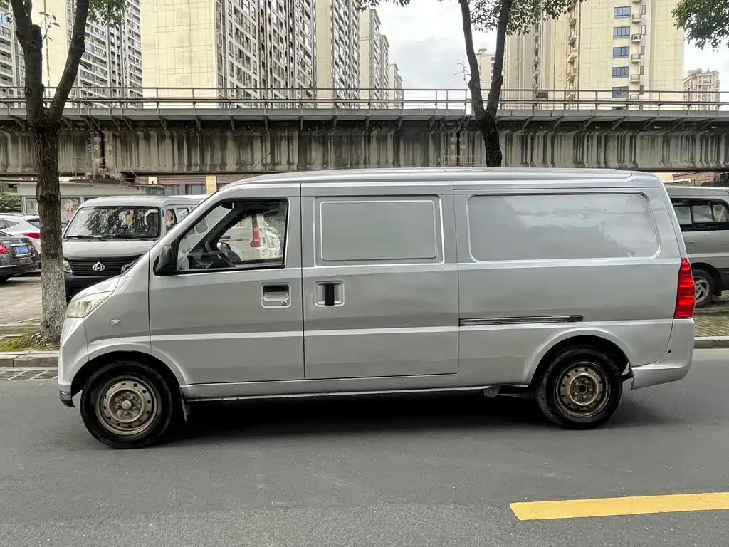 Wuling Wuling EV50 — миниатюра 3