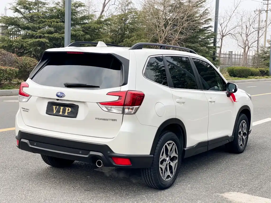 SUBARU FORESTER