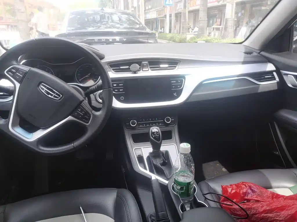 Geely Vision — миниатюра 5