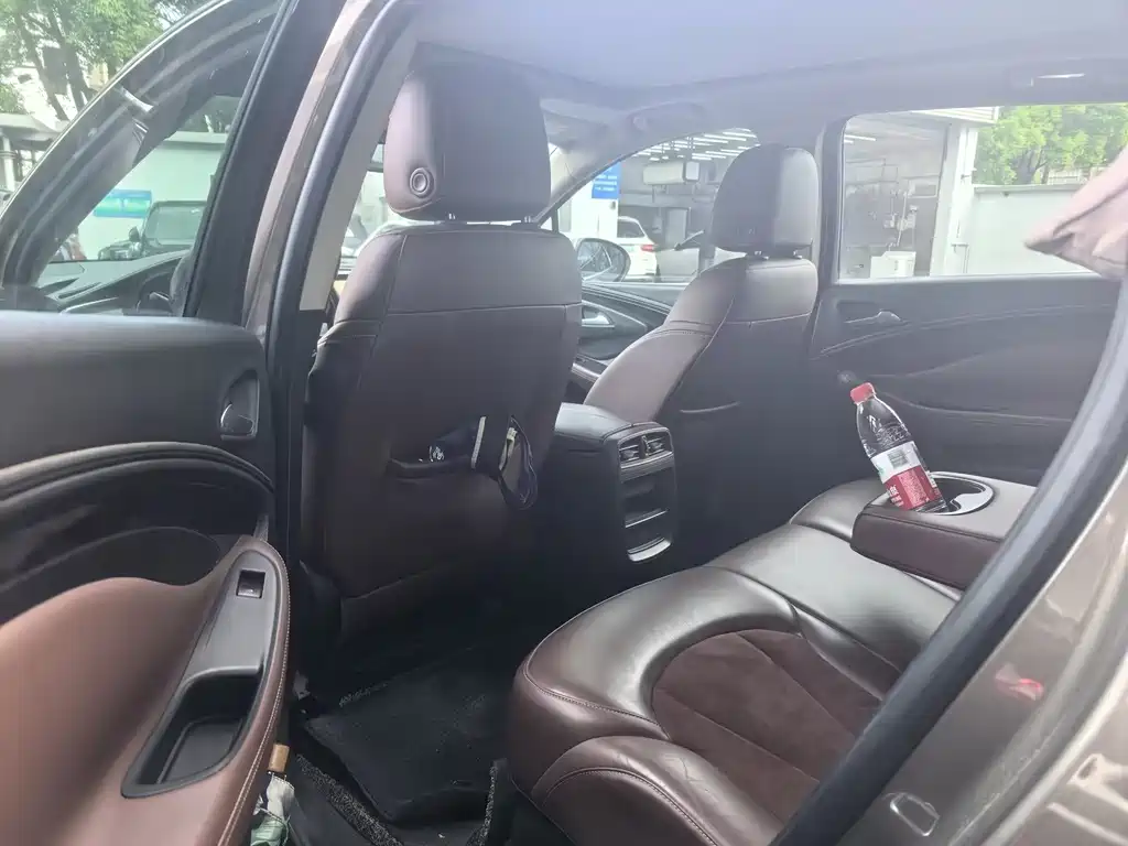 Buick Envision Plus — миниатюра 4