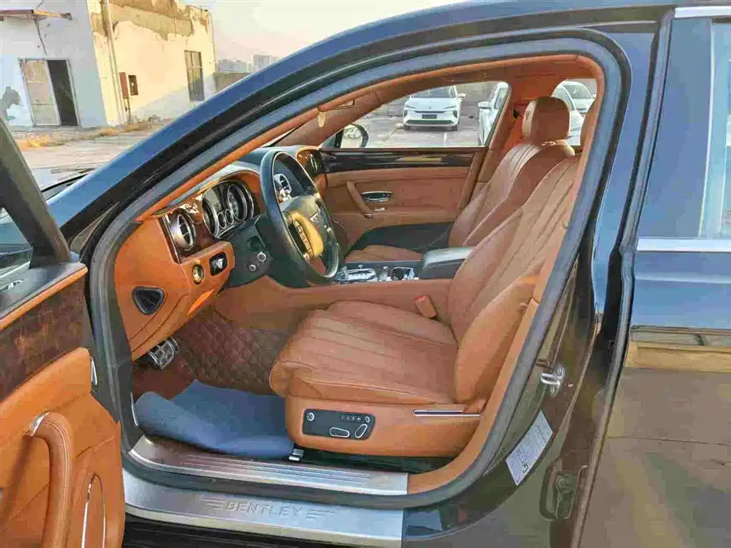 Bentley Flying Spur 2014 4.0T V8 Luxury