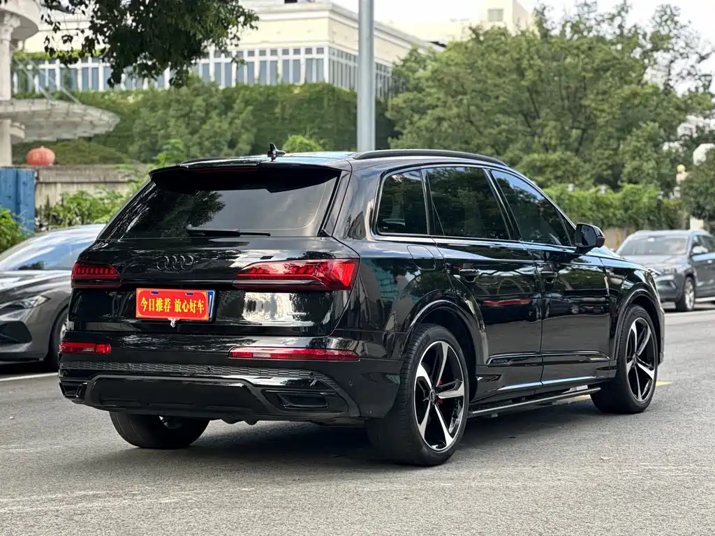 Audi Q7 — миниатюра 16