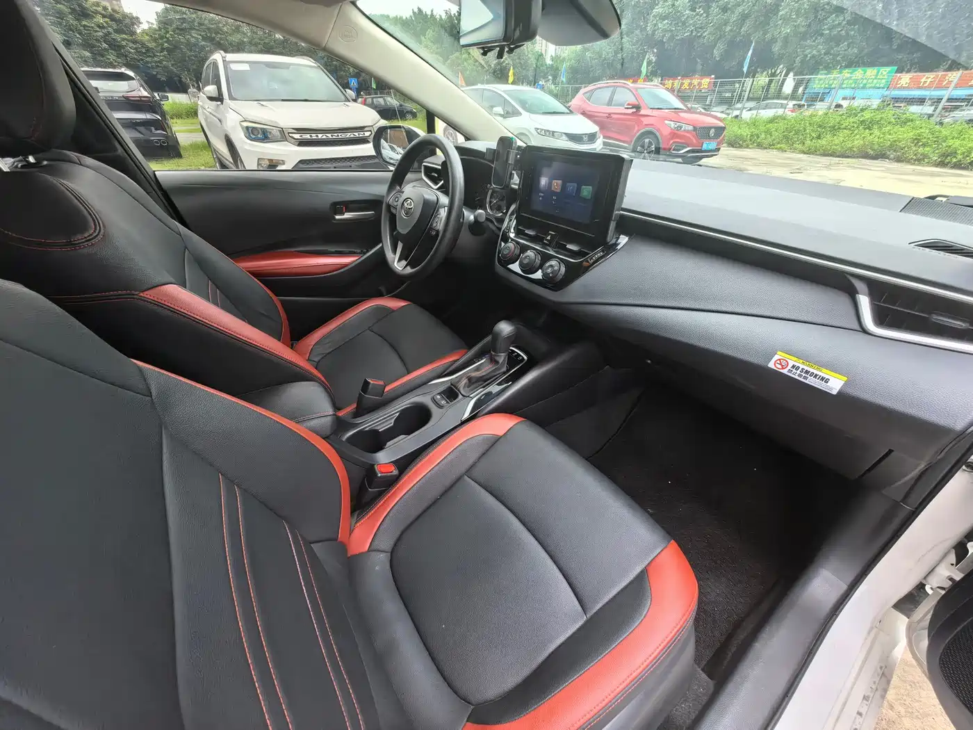 Toyota Corolla 2022 Белый из Китая, фото 2