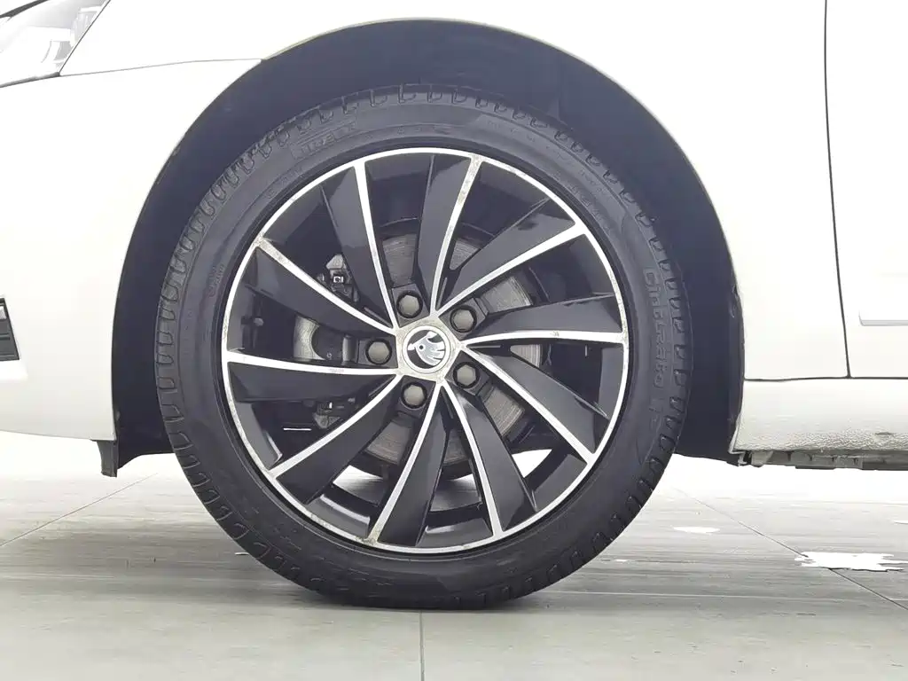 Skoda Octavia — миниатюра 17