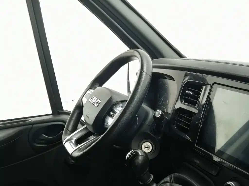 JMC JMC Fushun — миниатюра 22