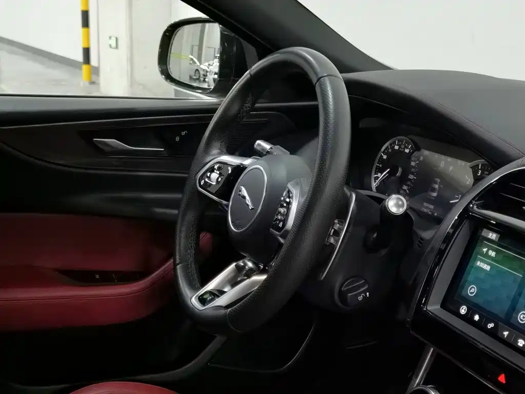Jaguar XEL — миниатюра 22