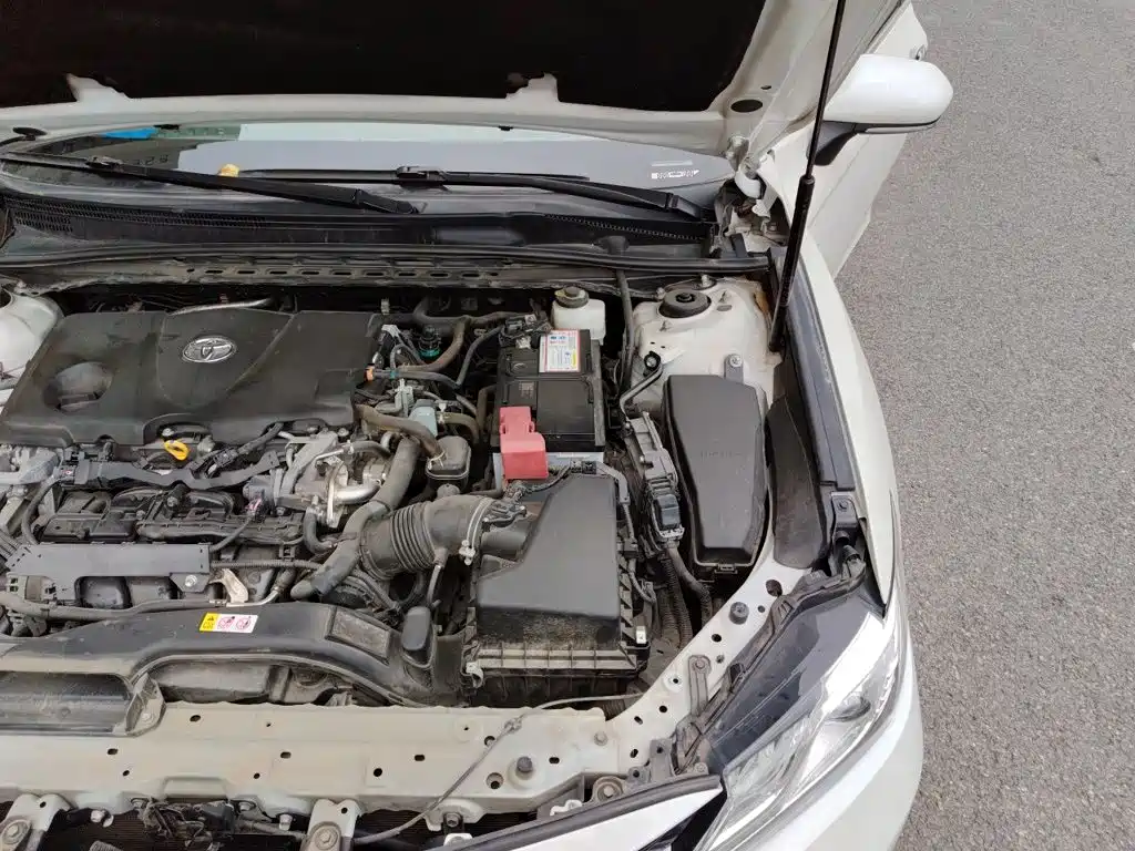 Toyota Camry — миниатюра 20