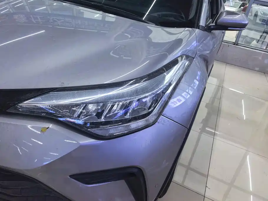 Toyota IZOA — миниатюра 5