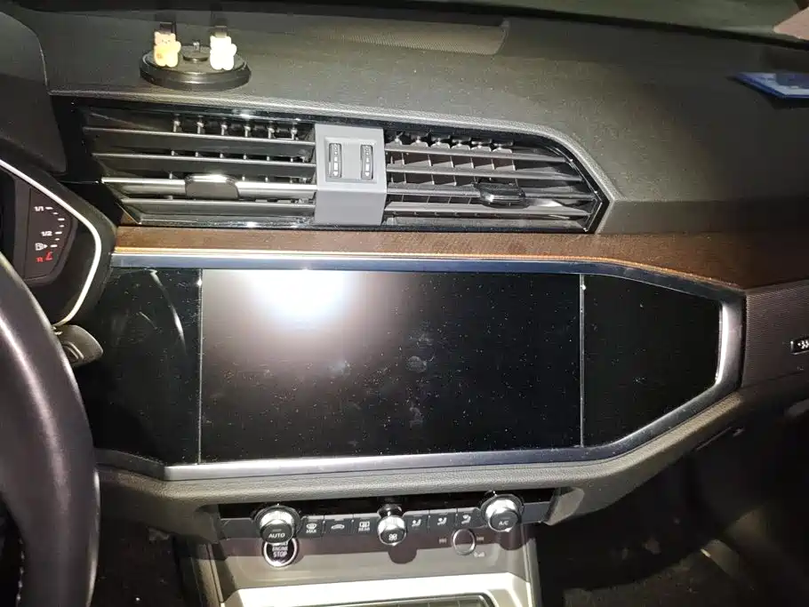 Audi Q3 — миниатюра 13