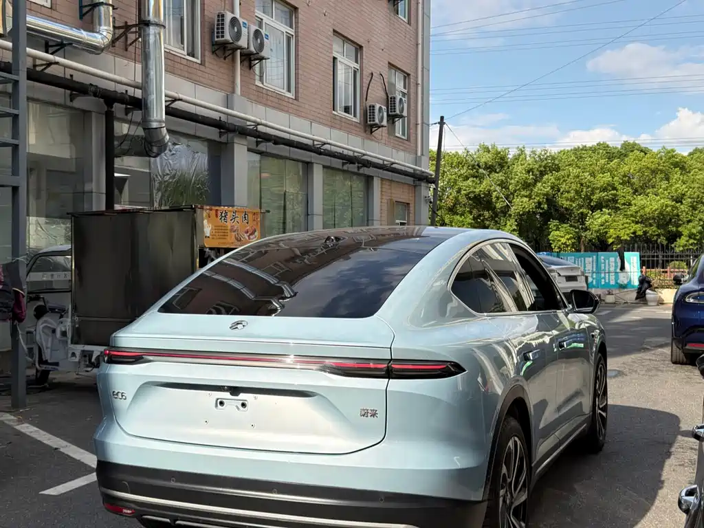 NIO EC6 — миниатюра 11