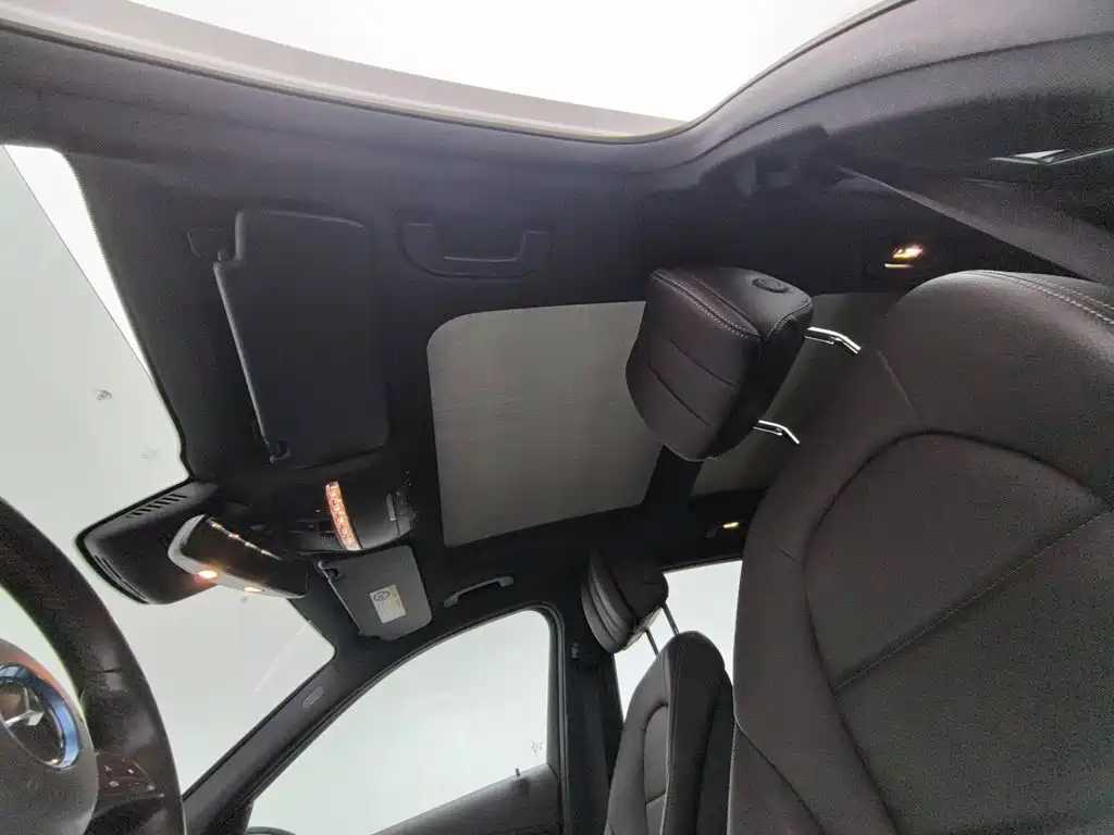 Mercedes-Benz GLC — миниатюра 14