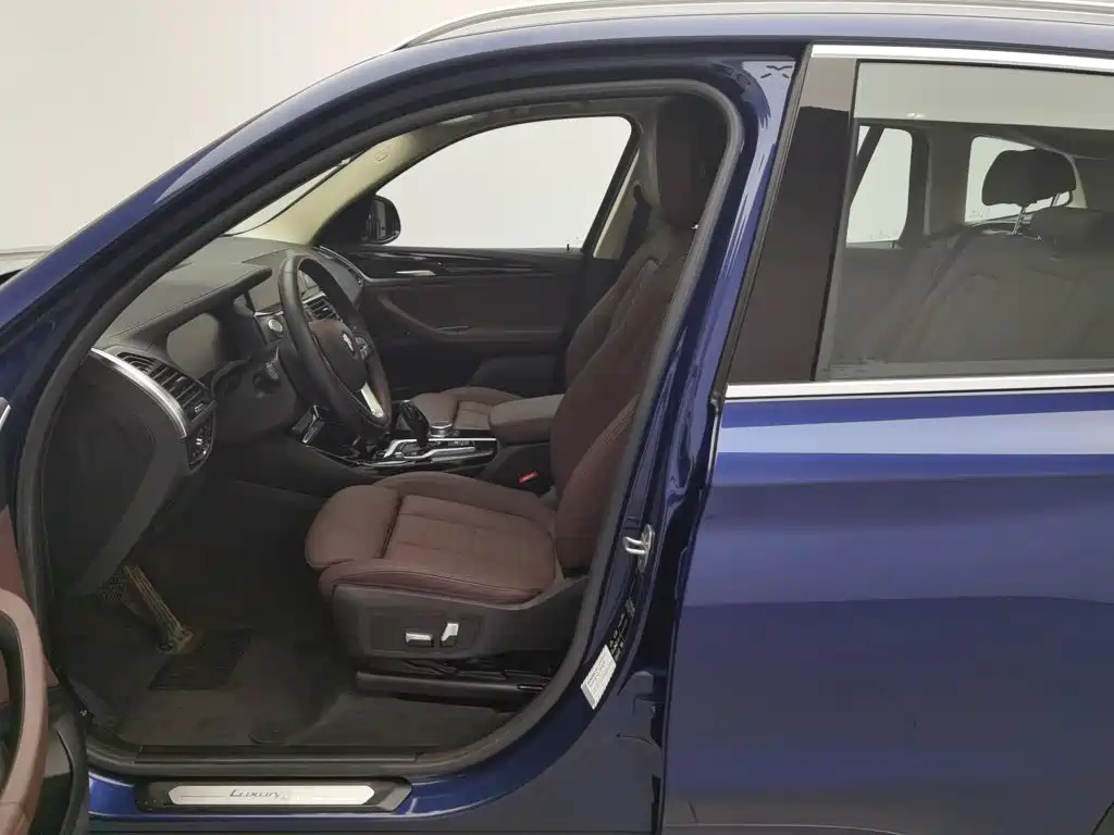 BMW X3 — миниатюра 10