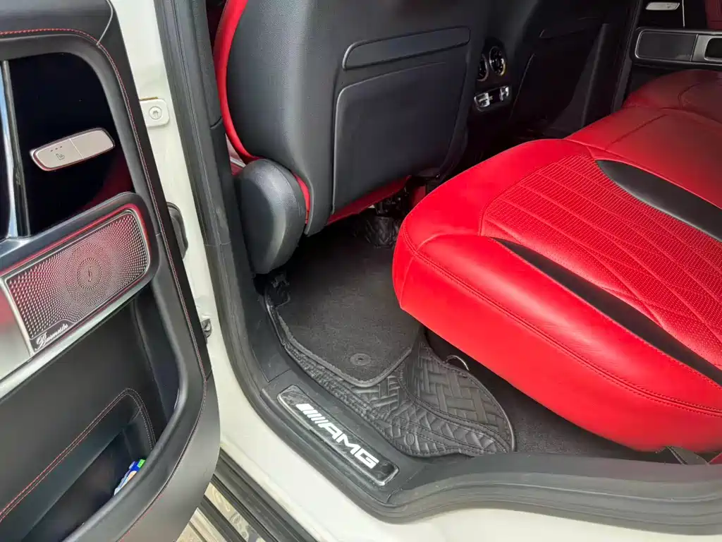 Mercedes-Benz G-Class — миниатюра 11