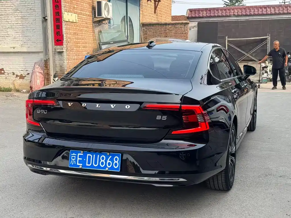 Volvo S90 — миниатюра 14