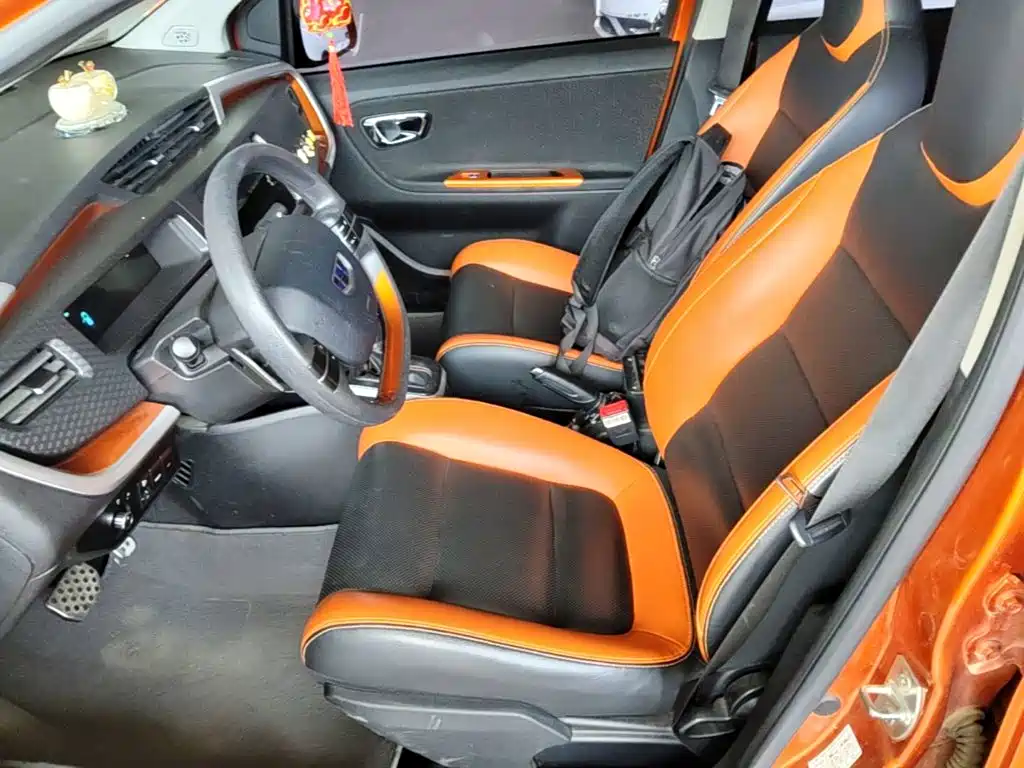 Geely Vision X1 — миниатюра 11