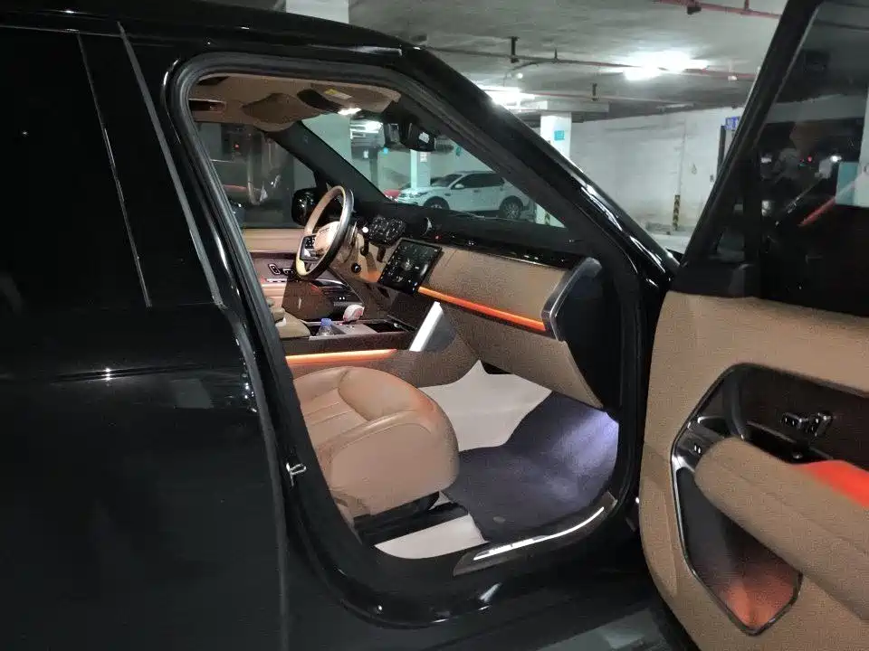 Land Rover Range Rover — миниатюра 5