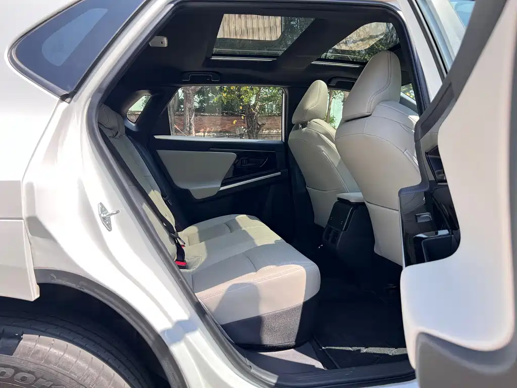 TOYOTA PLATINUM WISDOM 4X