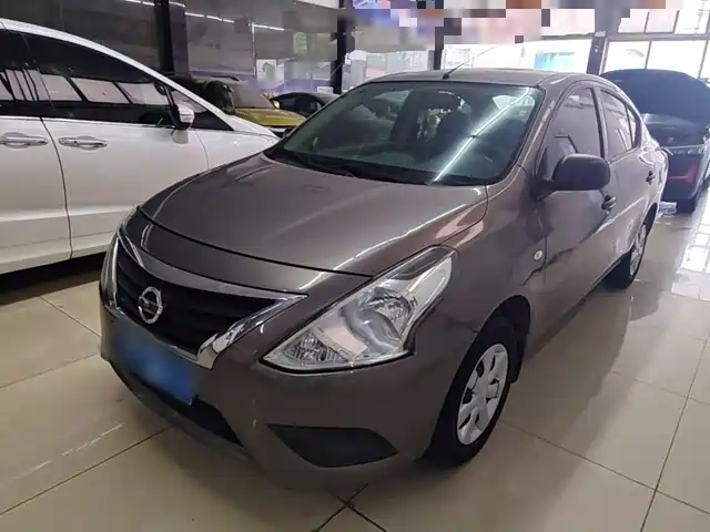 Nissan Sunny