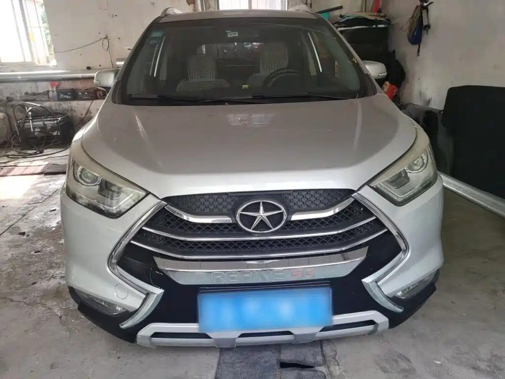 JAC S3 2014 1.5L MT Luxury
