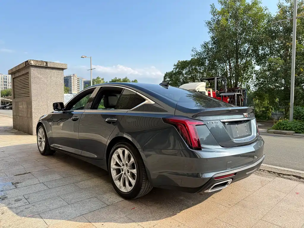 Cadillac CT5 — миниатюра 6