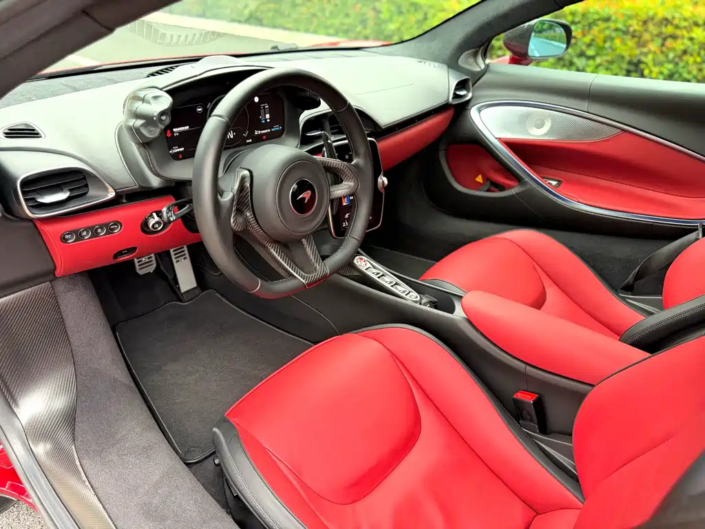 McLaren Artura — миниатюра 7