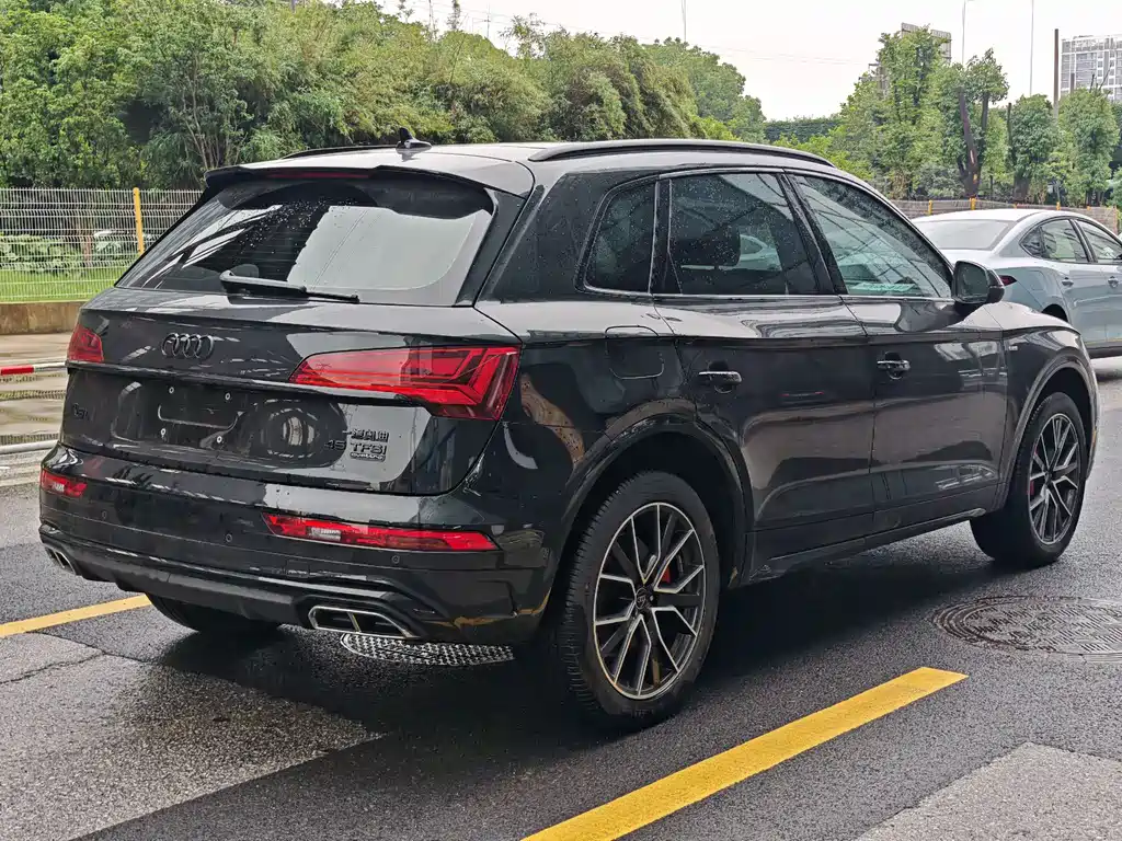 Audi Q5L 2025 45 TFSI Luxury