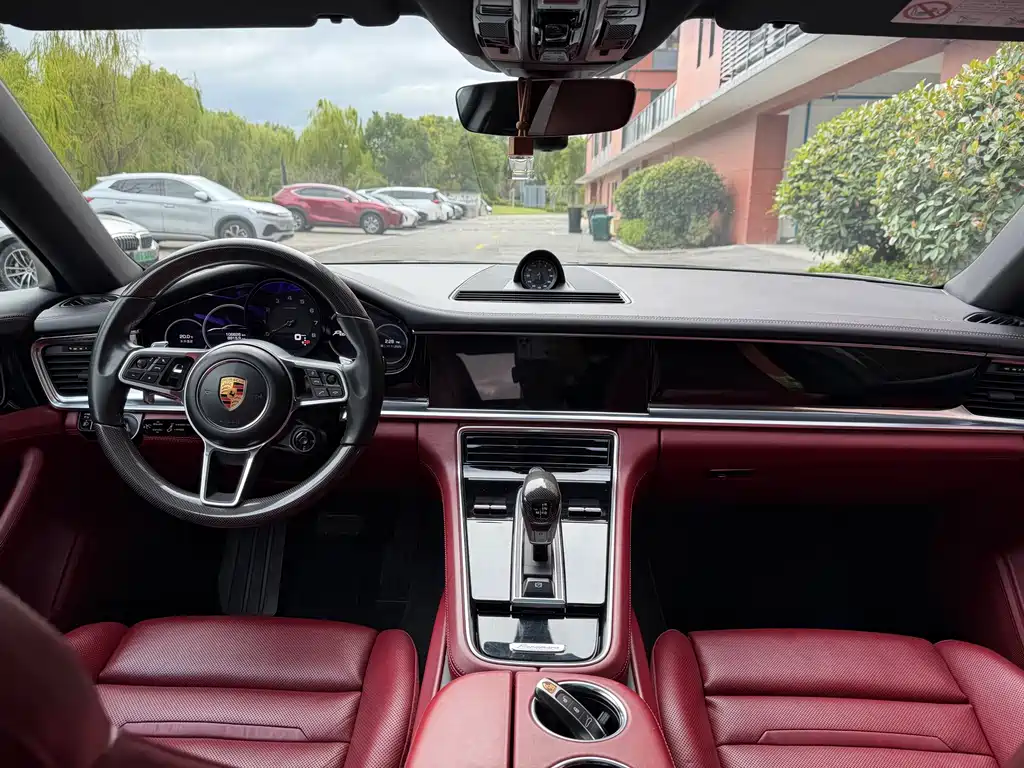 Porsche Panamera — миниатюра 5