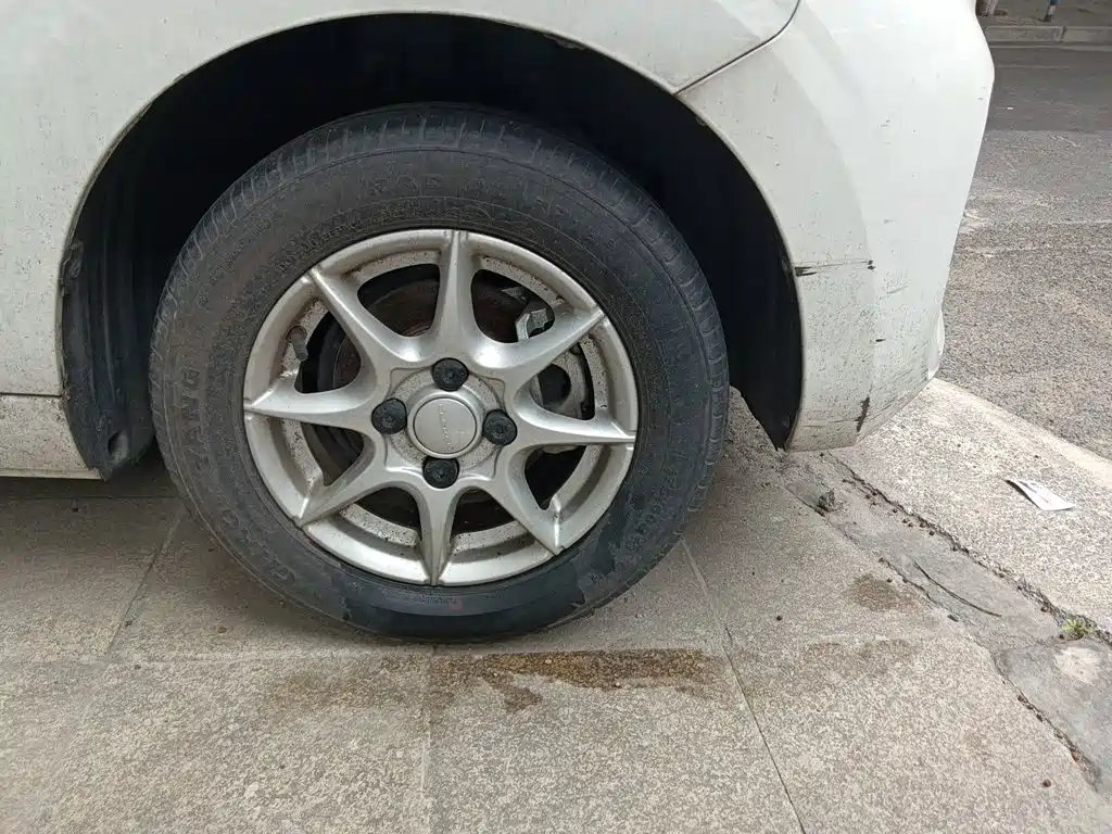 Roewe Clever — миниатюра 25