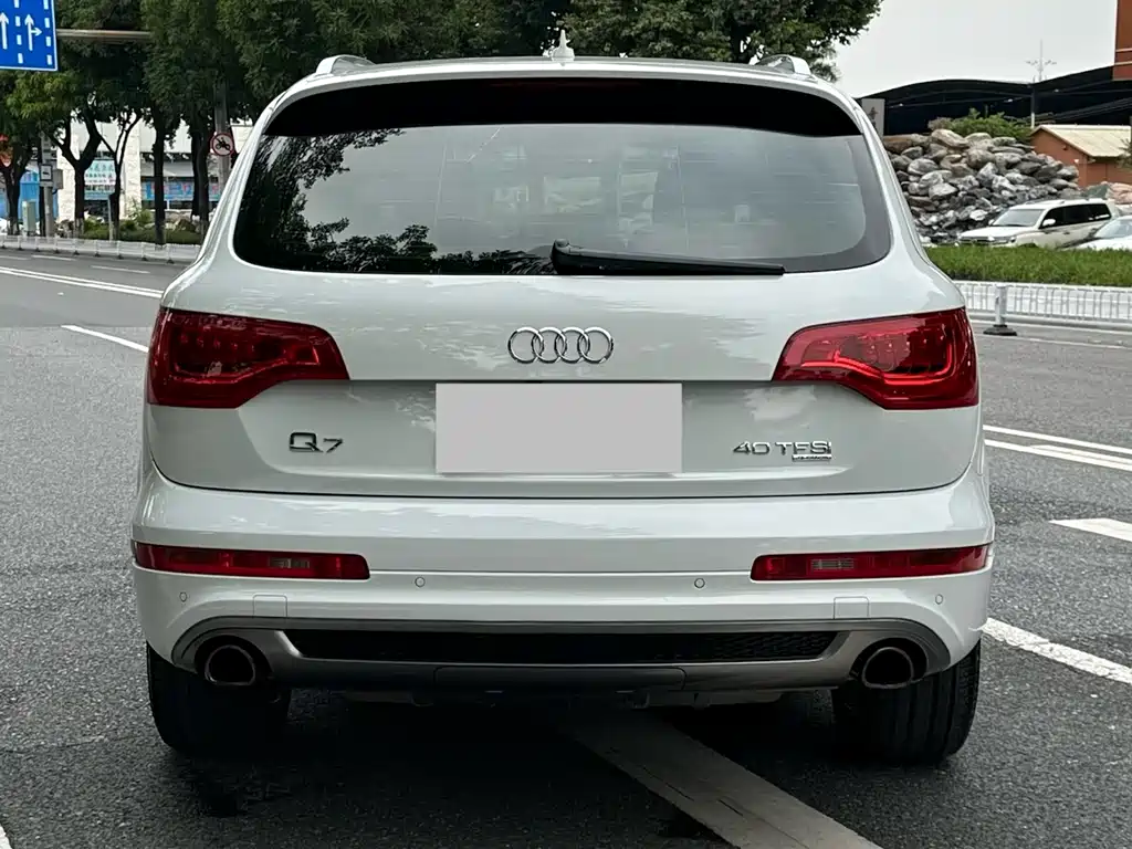 Audi Q7 — миниатюра 3