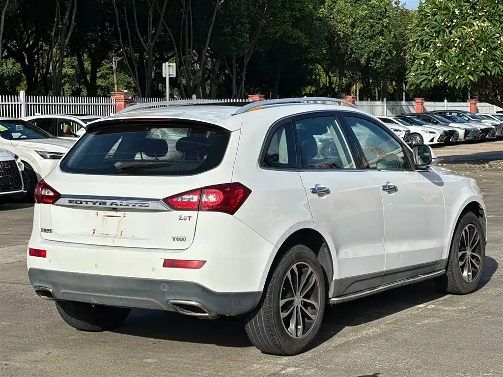 Zotye T600 2015 2.0T DCT Luxury