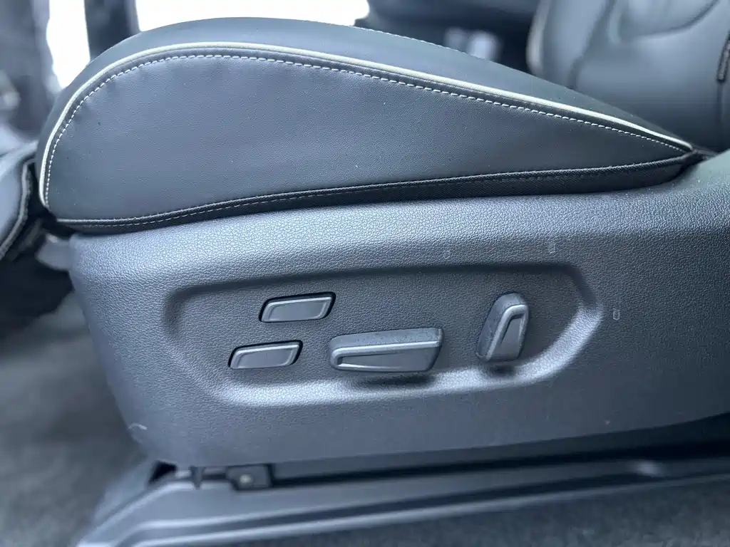 Hyundai Custo — миниатюра 26