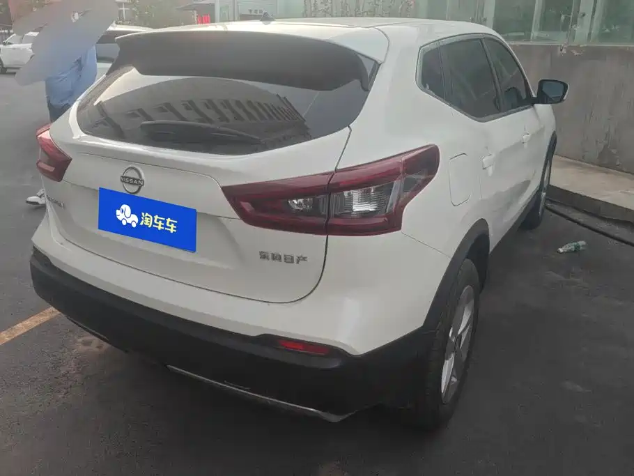 Nissan Qashqai — миниатюра 3