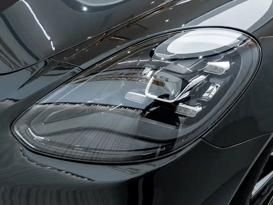 Porsche Panamera 2023 — фото 8