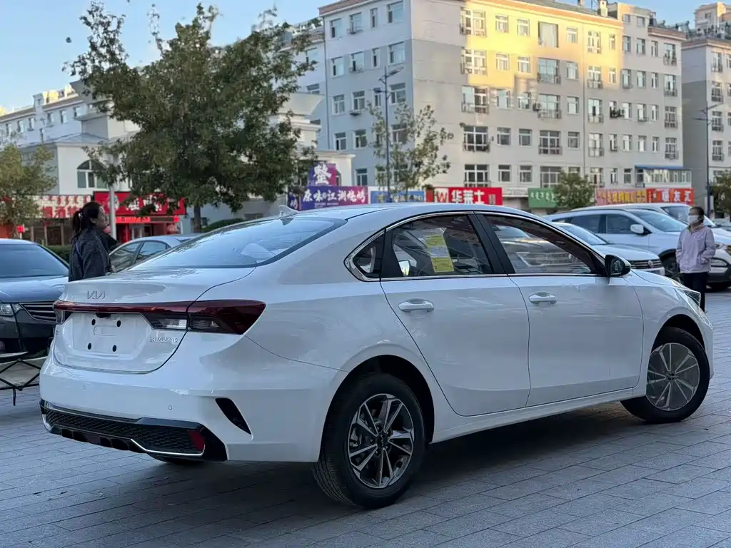 Kia K3 — миниатюра 9