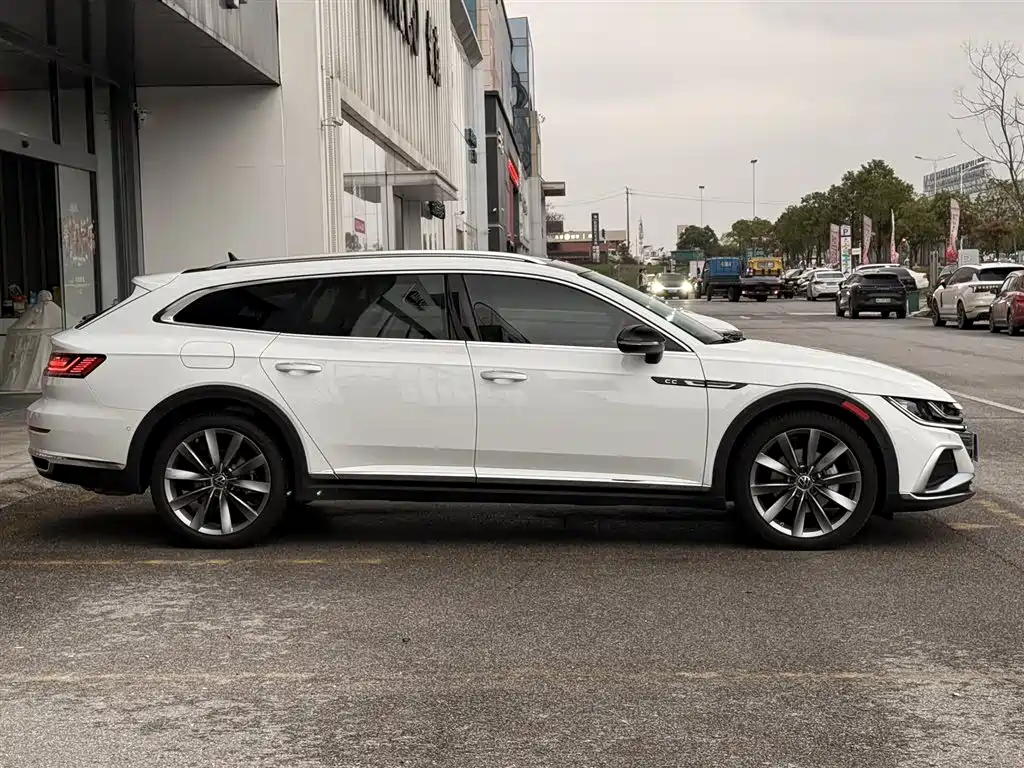 Volkswagen FAW - Passat CC CC 2025 380TSI