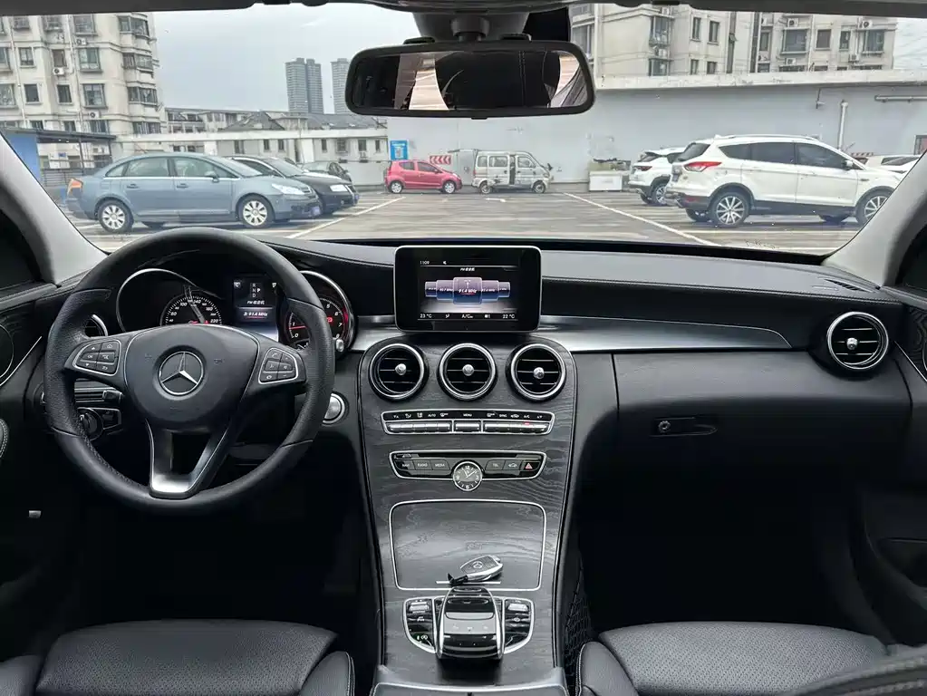 Mercedes-Benz C-Class C 2017 C 180 L Fashion Sport