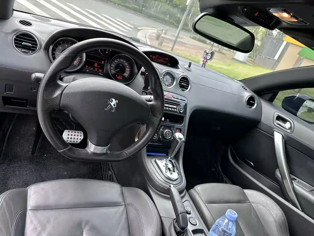 Peugeot RCZ — миниатюра 7