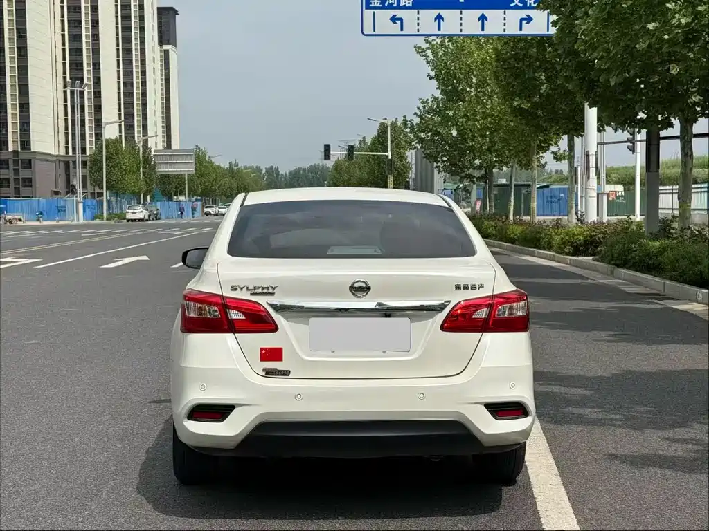 Nissan Sylphy — миниатюра 8