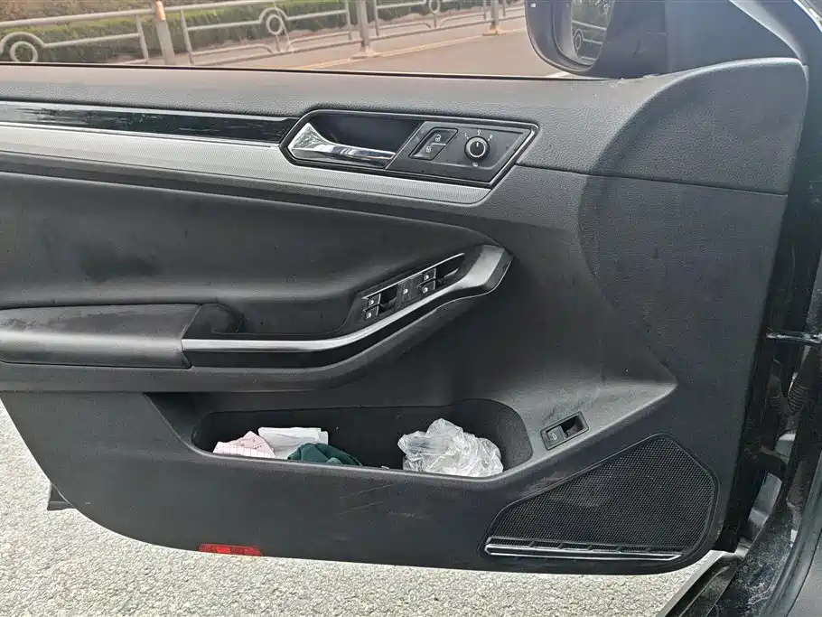 Volkswagen Sagitar 2018 280TSI DSG