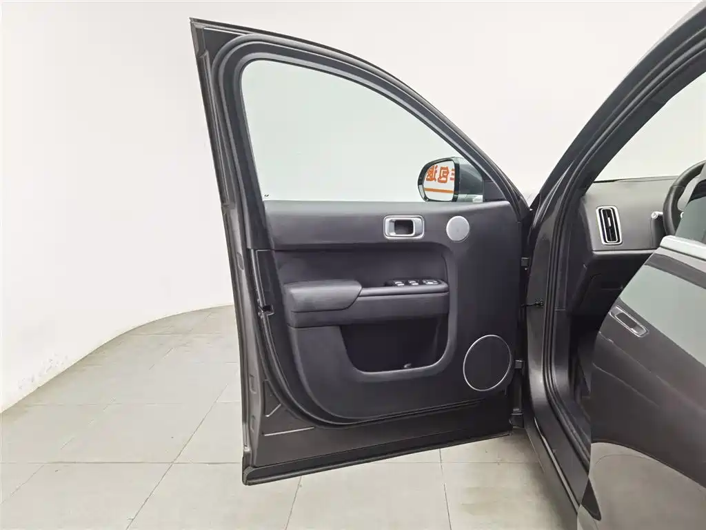 Li Auto L8 2023 Pro