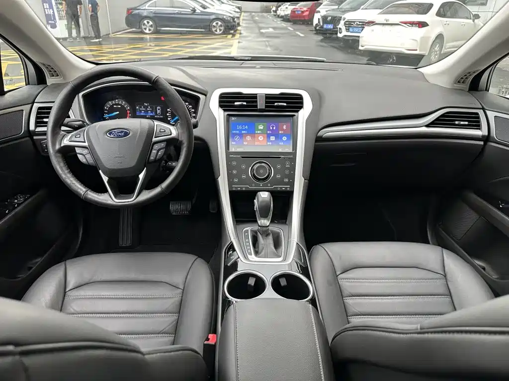 Ford Mondeo — миниатюра 4