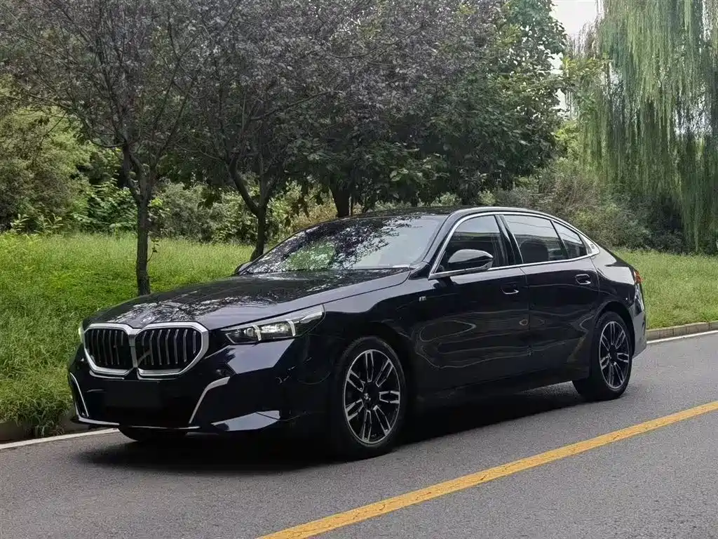 BMW 5 Series 5 2024 530Li Lead M Sport