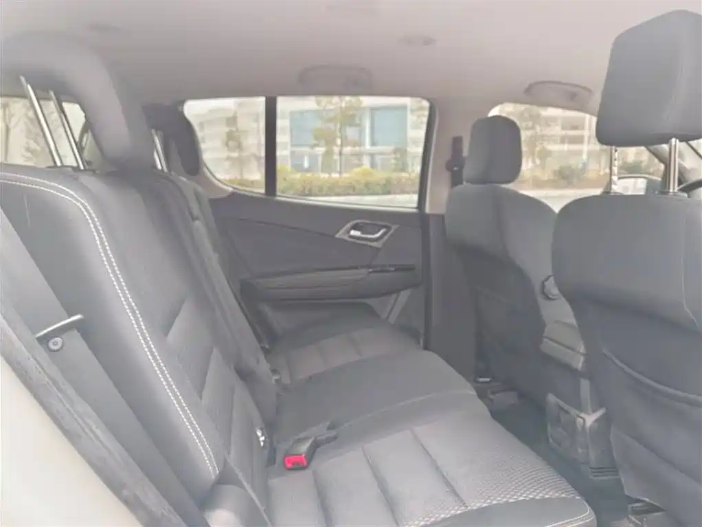 ISUZU MU X SHEPHERD RANGER