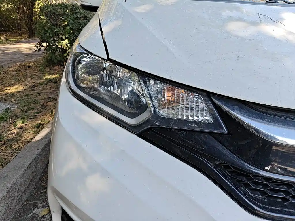 Honda Fit — миниатюра 7
