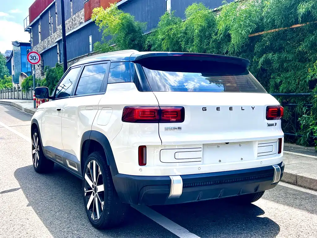 Geely Icon — миниатюра 6