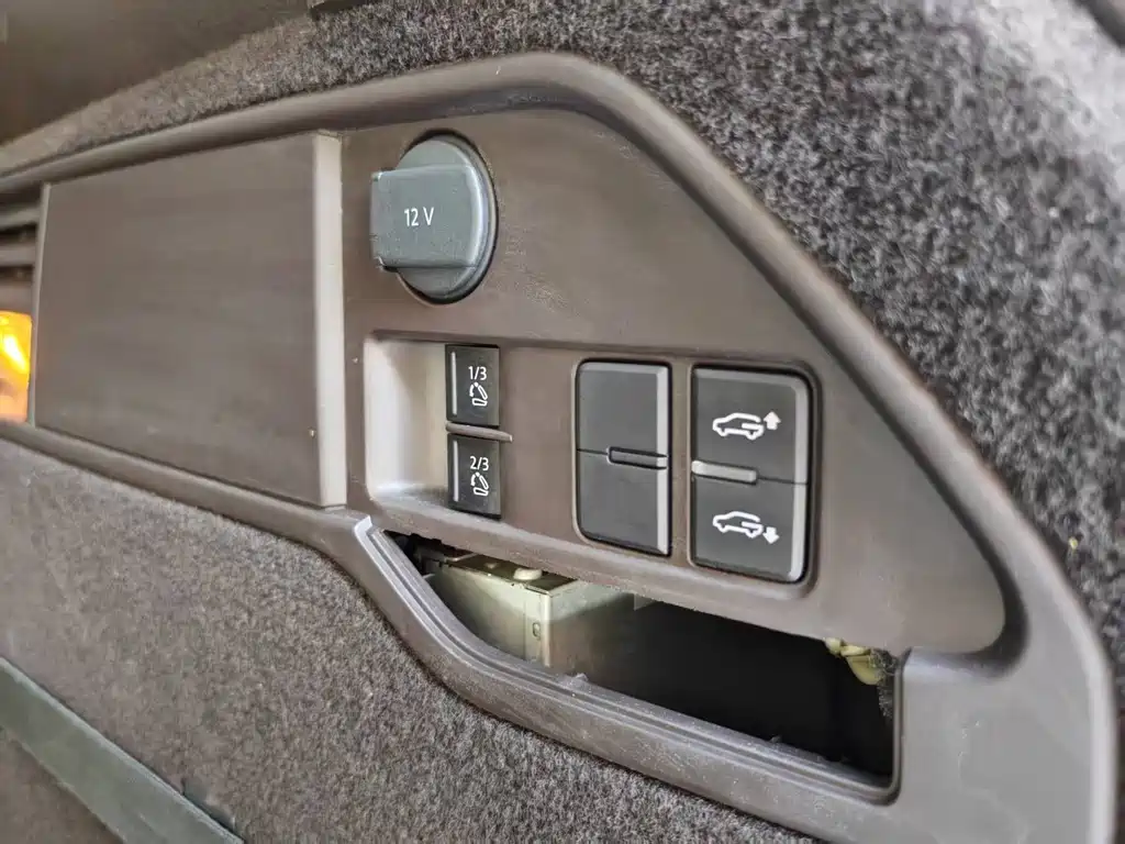 Volkswagen Touareg — миниатюра 15
