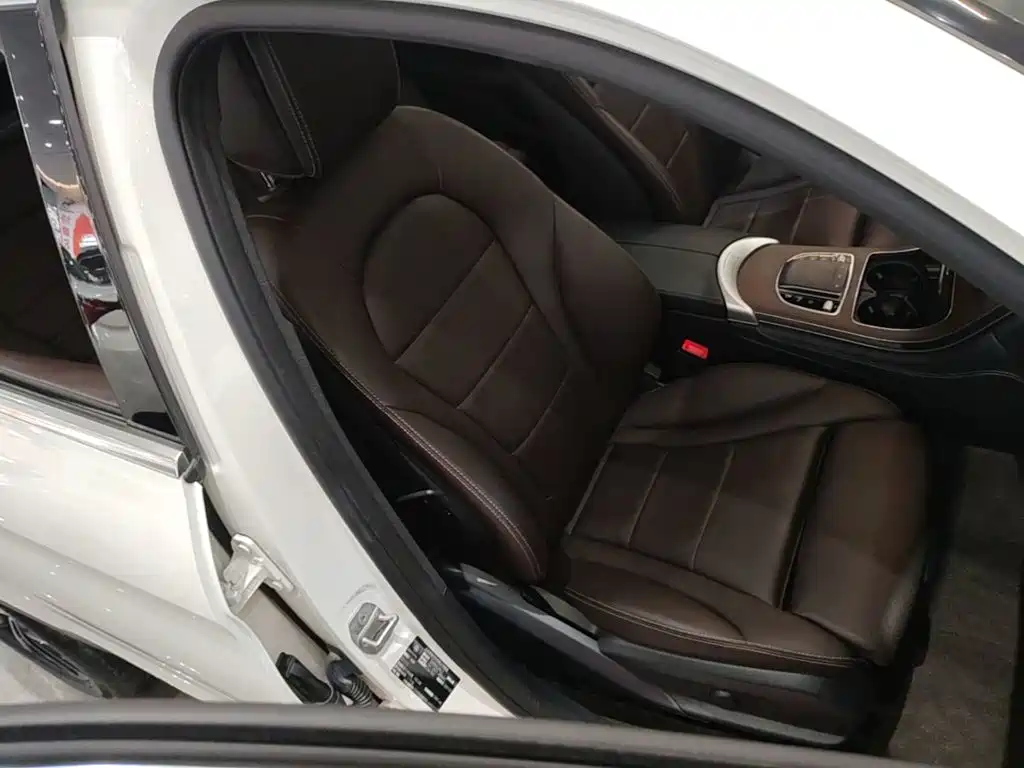 Mercedes-Benz GLC — миниатюра 25