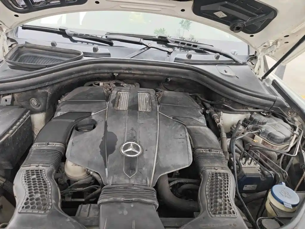 Mercedes-Benz M-Class — миниатюра 11