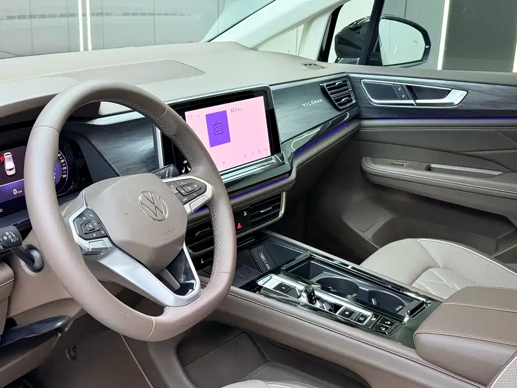 Volkswagen Viloran — миниатюра 5